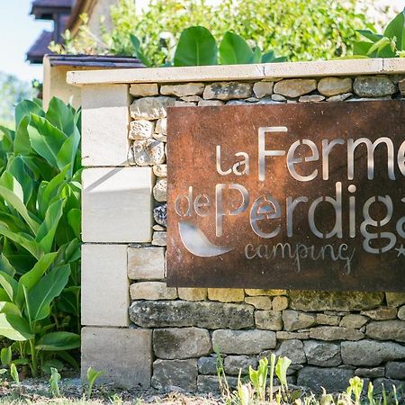 Camping La Ferme De Perdigat Limeuil Luaran gambar
