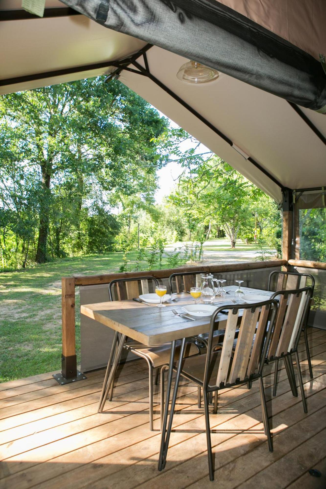 Camping La Ferme De Perdigat Limeuil Luaran gambar